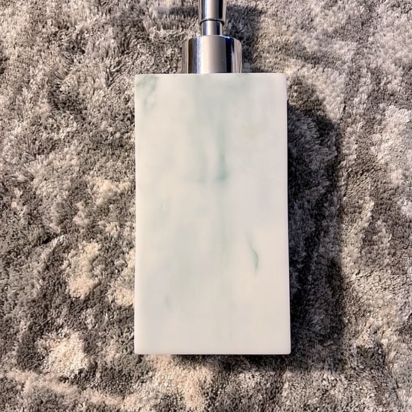 Blue Marbled Dispenser - Picture 2 of 6